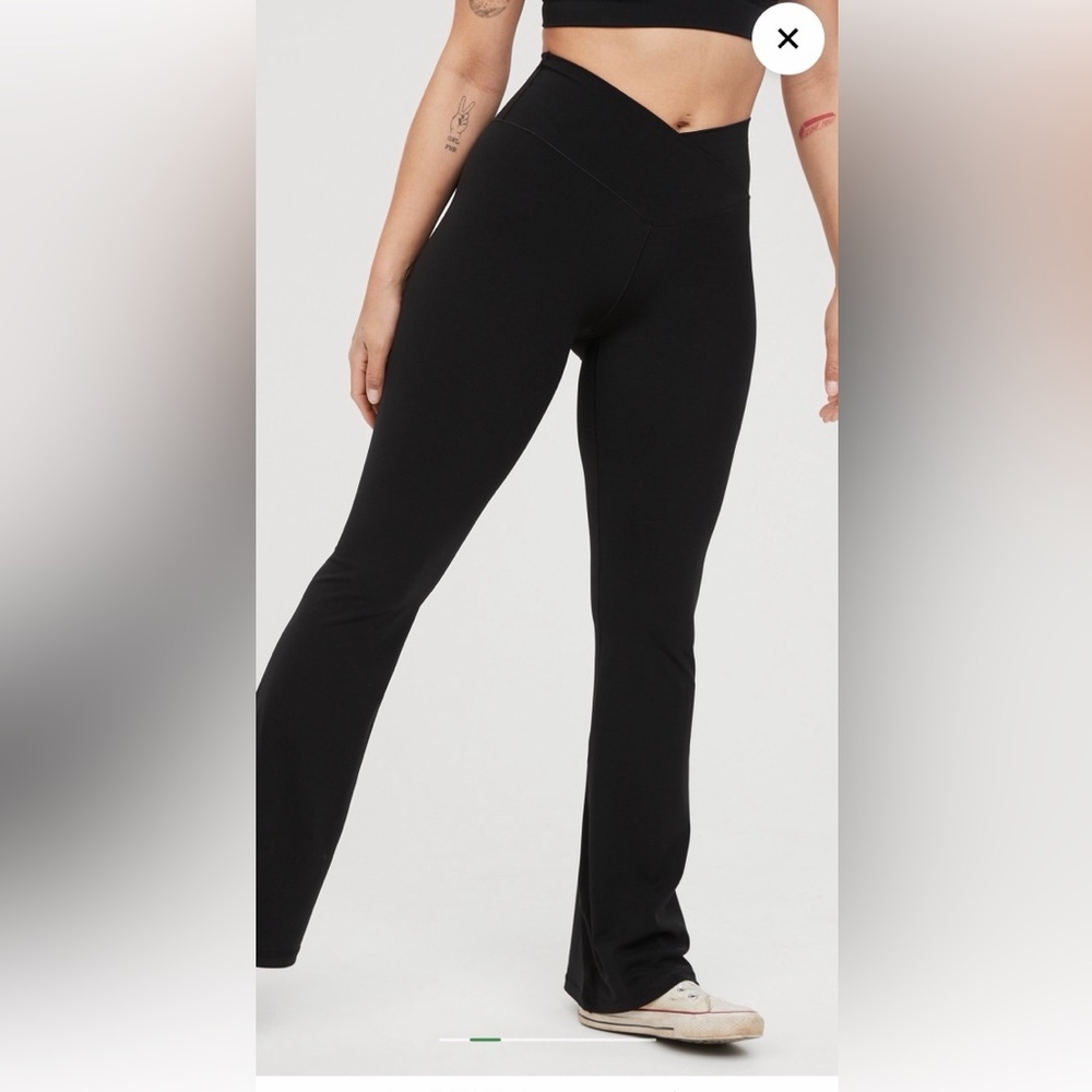 Aerie Offline Crossover Flared Leggings